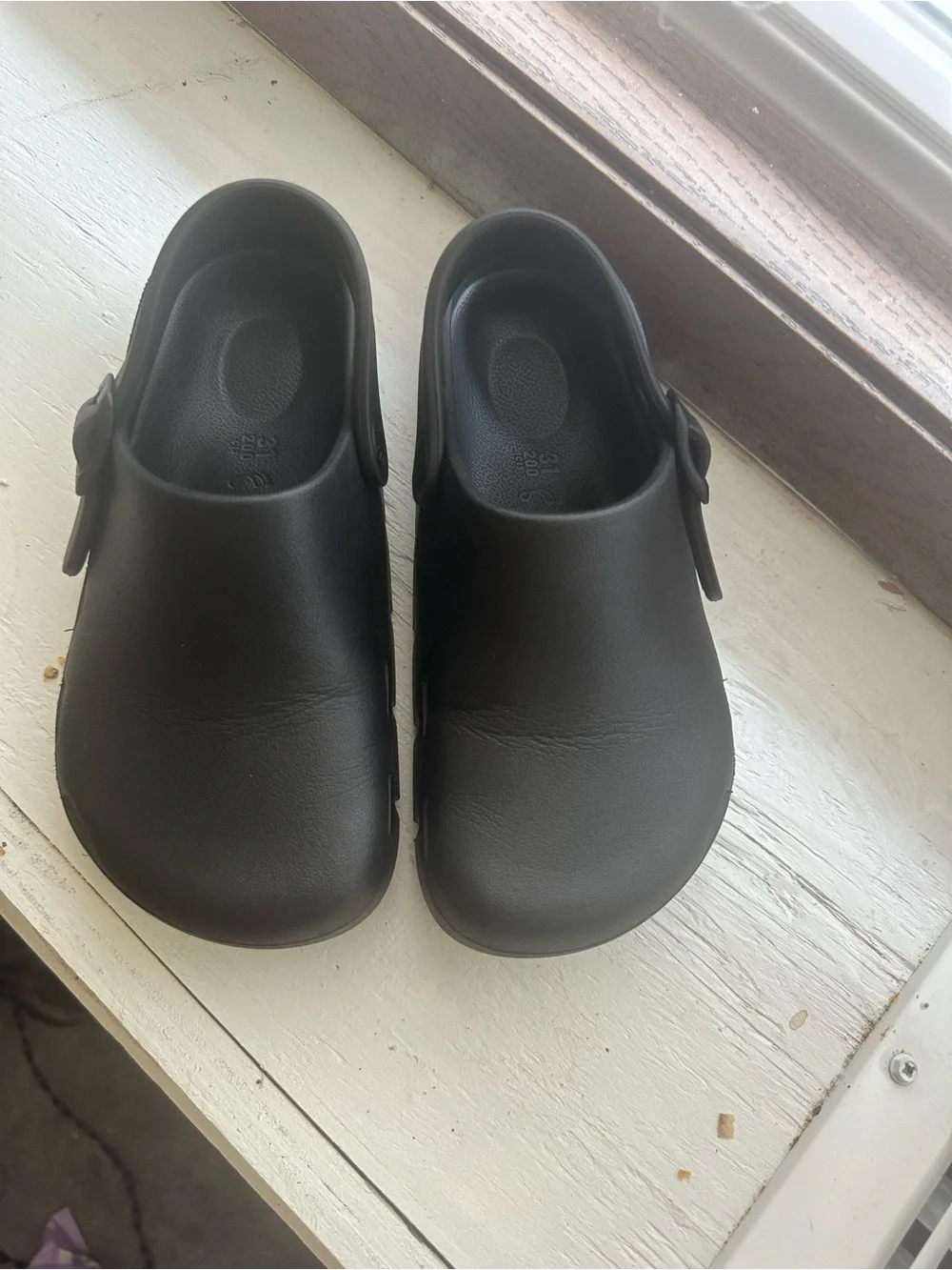 Birkenstock Kids Black Closed-Toe Clogs
